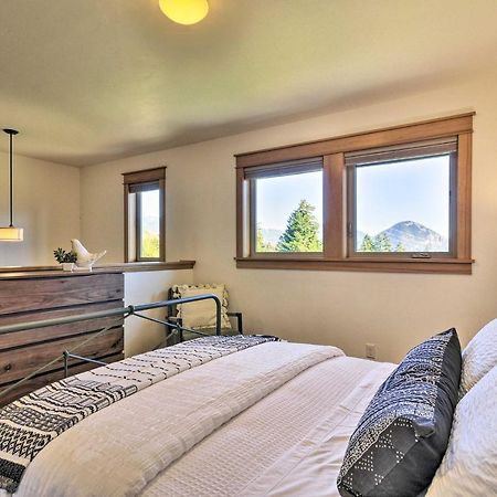 칼슨 Scenic Studio With Loft And View Of The Columbia River 아파트 외부 사진